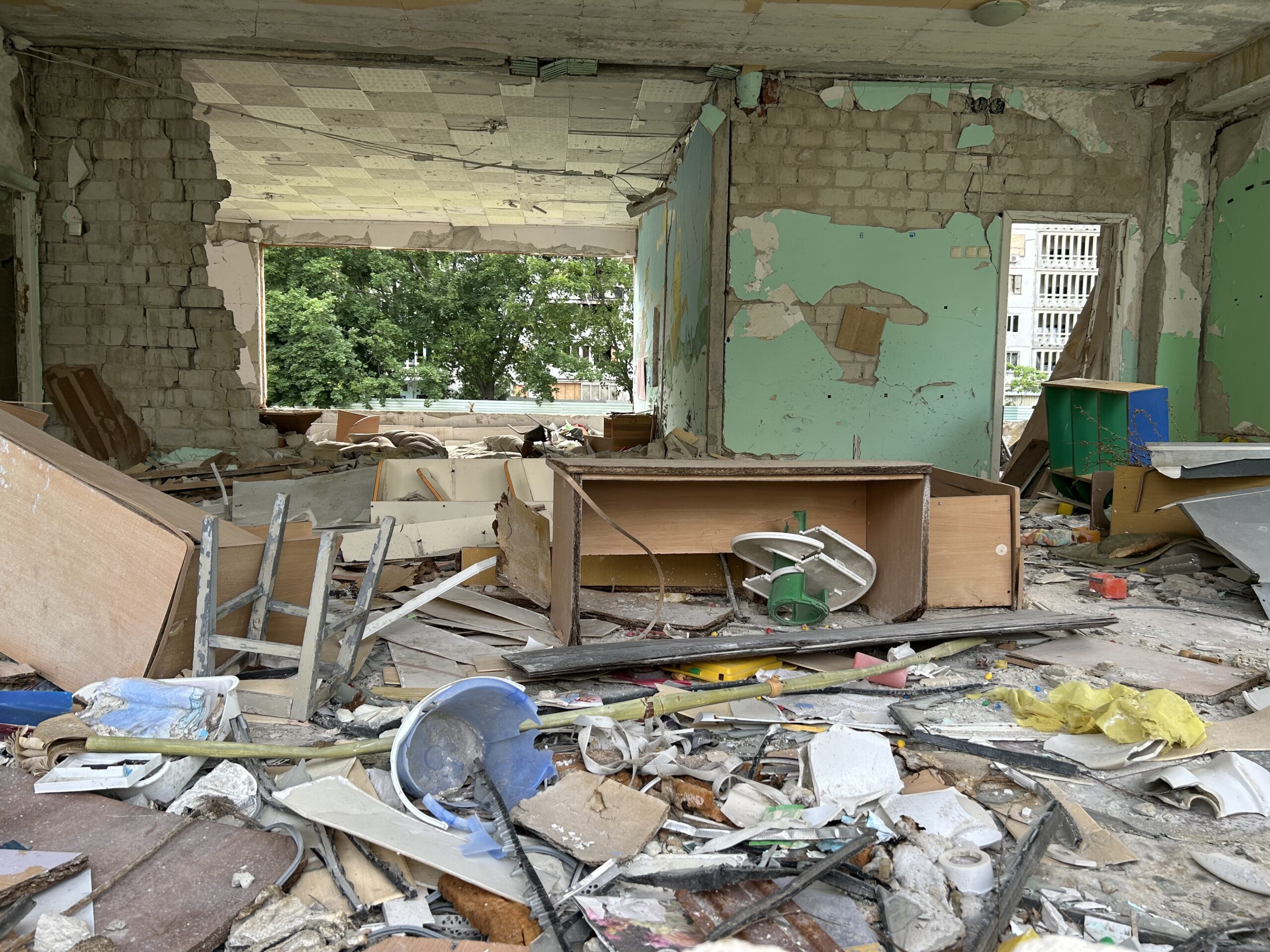 UKRAINE 2025 DESTROYED SCHOOL