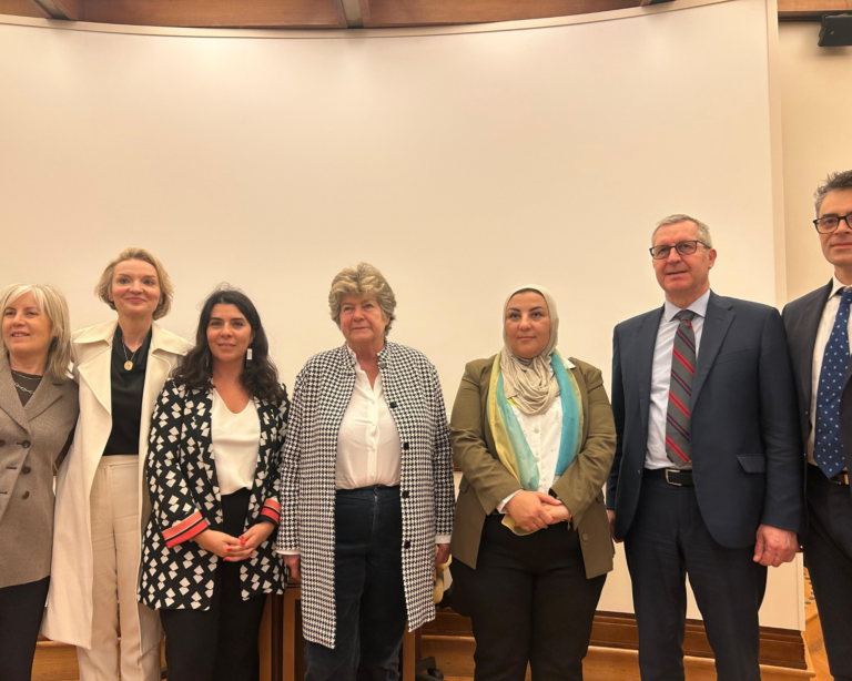 Credit_ Amy O'Neill Richard1